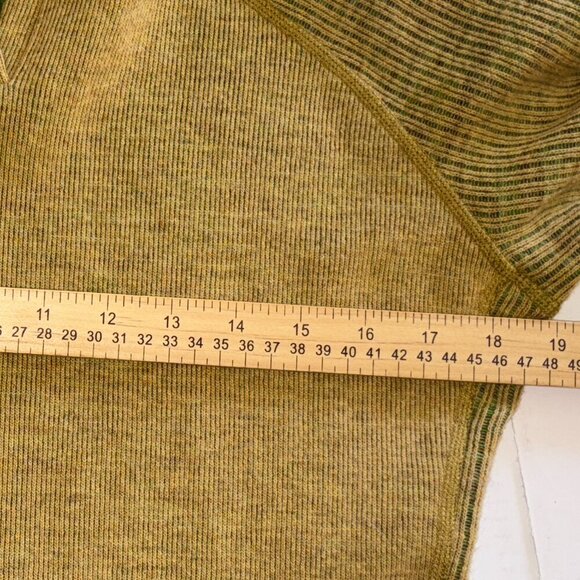 Mountain Hardwear Sarafin Sweater - Women's - Small Pullover Chartreuse Wool - Picture 9 of 11